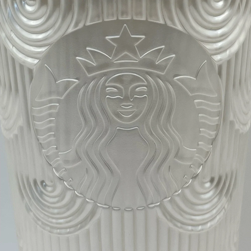 Starbucks 2023 Siren Shell White Pearl Mermaid Scales Cold Cup Tumbler 24oz